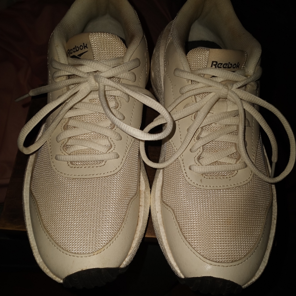 Reebok platform sneakers